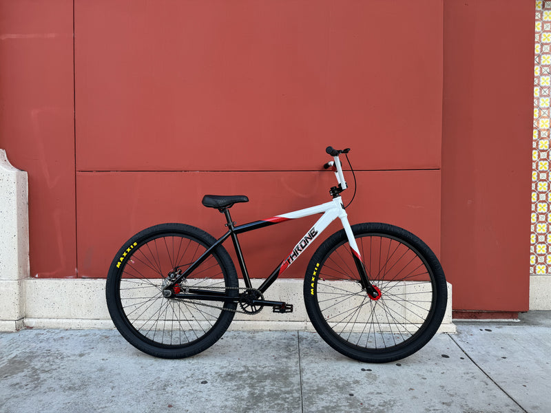 Boss black clearance ice bike