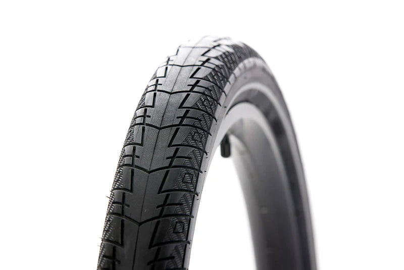 26 x outlet 2.35 tyres